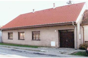 Slovacchia Byt Horné Orešany, Esterno
